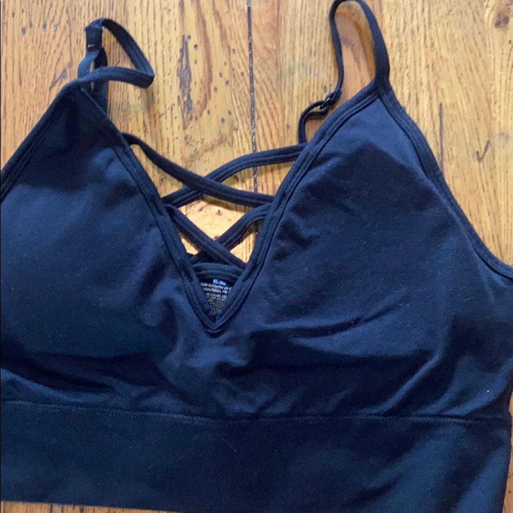 No boundaries XL padded sports bra